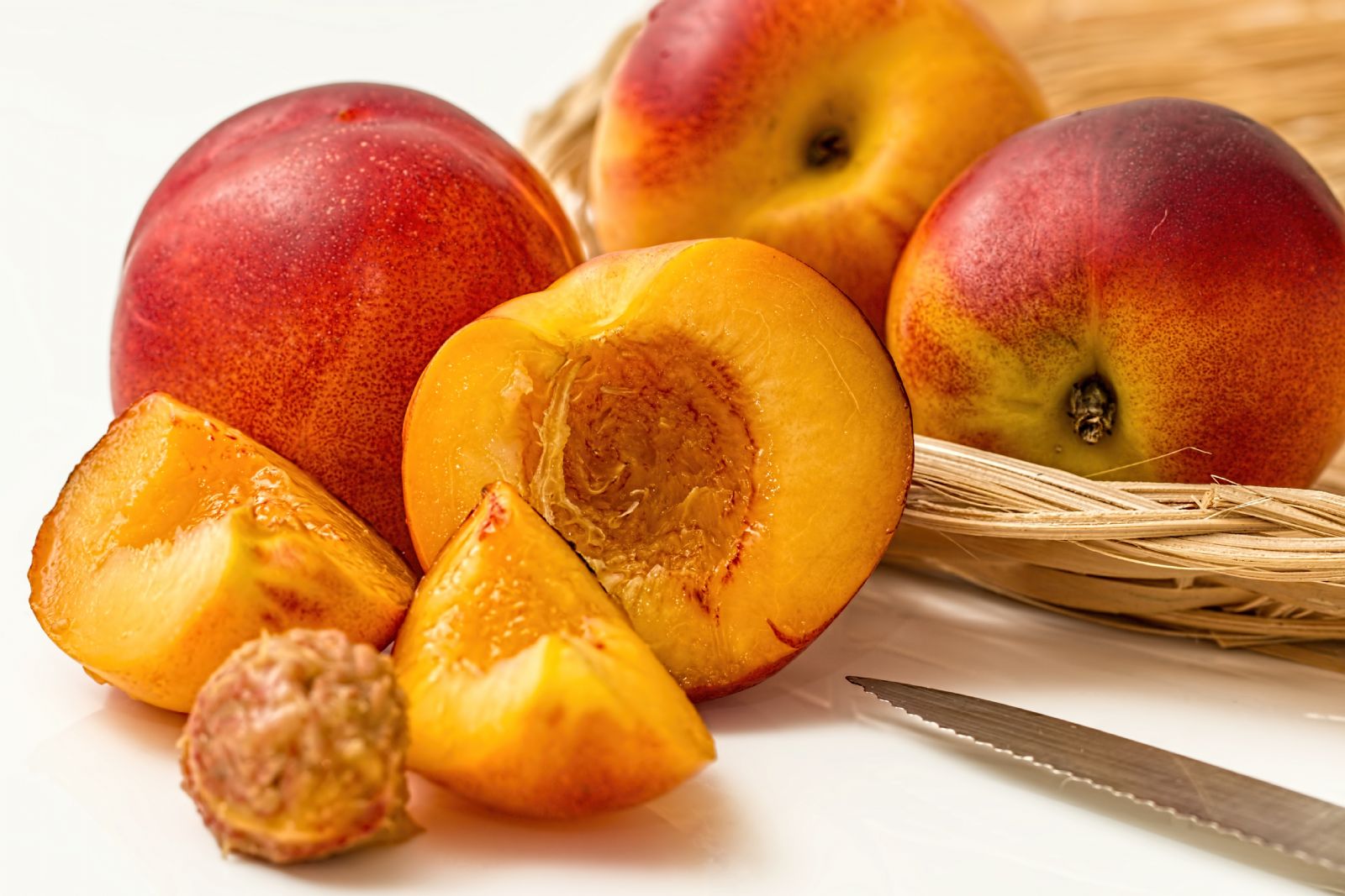 eftali thalat hracat - Peach Import Export